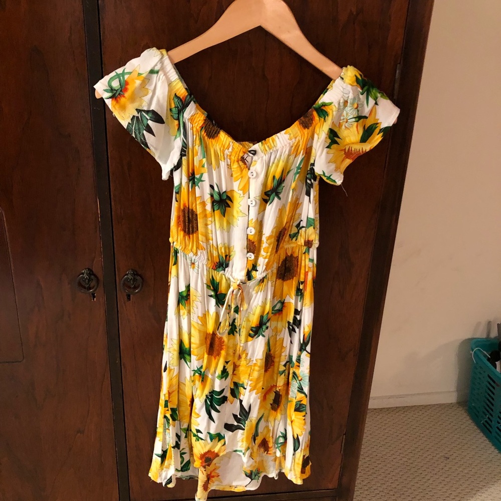 Bought at LF store, perfect summer sundress!